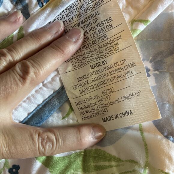 Cynthia Rowley King Size Bedspread & 2 Shams Blue Yellow Green Flowers Quilt - Picture 9 of 10